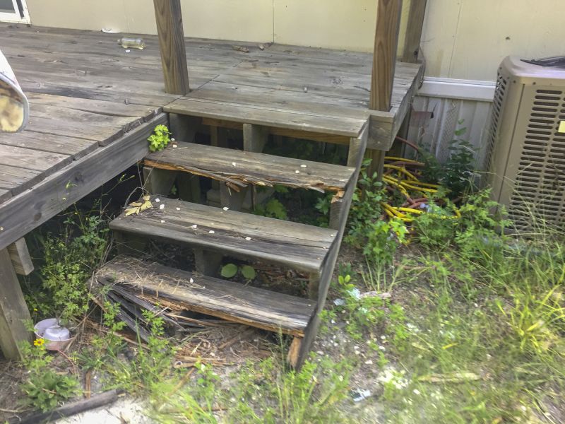 Oak Stairs Installation in Kansas City, KS
